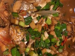 红烧杂鱼-小厨师·二十年沈家门小海鲜(百井坊巷店)
