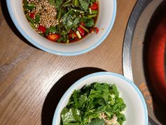 -蔡婶牛腩牛杂煲(长安万科店)