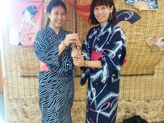 -东京都浅草樱花和服租赁店
