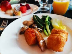 -圣丰索菲特·2 On 988 Café 自助餐厅