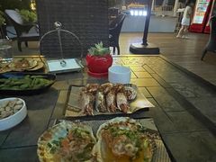 -中茵皇冠假日酒店·棕榈岛湖畔餐厅