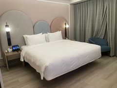 -广州天河体育中心美居酒店