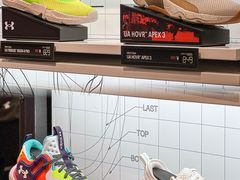 -王府井奥莱临潼小镇(临潼店)