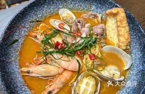 Abalone and Shrimp Satay Noodles