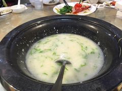 -海大大蒸汽海鲜餐厅·粤菜·特色小炒(欢乐颂店)