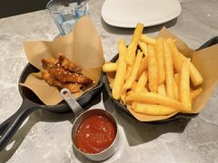 -必胜客(仲盛商城王安宇主题店)