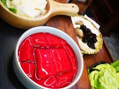 -沸炉重庆老火锅(军事博物馆店)