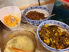 -镇南锅盖面馆(解放路店)