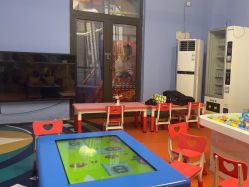 -动力星球家庭亲子游乐中心