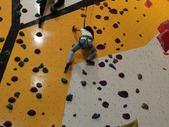 -问山MountQuest攀岩馆