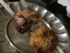 -烤肉小伙烤肉店