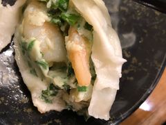 大虾锅贴-海派美食·家宴海鲜青岛菜·石锅鲽鱼头(东方城店)