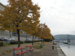 -多瑙河畔鞋履雕塑