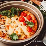 快手制作一款意式风情的芝士蔬菜披萨
