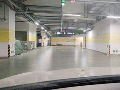-经纬汇-停车场