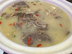 -霄汉牛三鲜湖北砂锅菜(万松园2店)