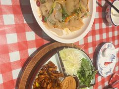 -老郑家东北春饼(龙悦居店)