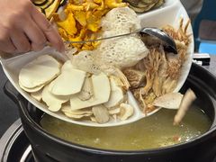 -野菌皇海景野生菌火锅(滨海大道店)