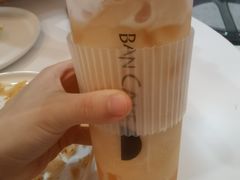 水蜜桃啵啵冰沙-BanCake·法式千层·拿破仑專門店
