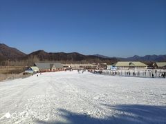 -十三陵雪世界滑雪场