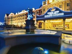 -泉城欧乐堡戏水湾艺术养生温泉