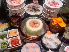 -得意咚瓜·顺德鱼生·冬瓜火锅(深圳首店)