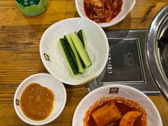 -喇喇排骨火锅·传统韩式脊骨汤(望京西园总店)