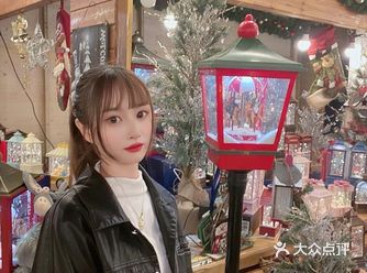 魔都探店|圣诞季虹桥天地光影市集