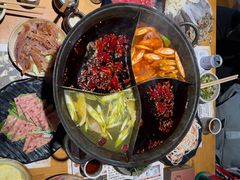 -白乐天毛肚火锅馆(南滨路店)