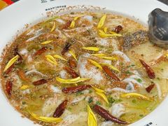 -渔语鱼新川菜Bistro(万象天地店)