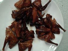 红烧妙龄鸽-旭璟酒家·传统粤菜·湘菜(逸景路店)