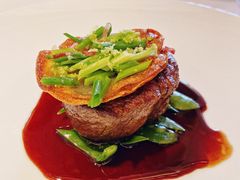 黑胡椒风味烤牛里脊-Le Comptoir de Pierre Gagnaire