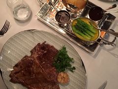 -牛排坊(成都群光君悦酒店)