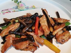 鸡枞菌爆爽肉-馋遇江南·精致湖景雅宴(东方之门店)