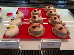 -Salon de The de Joel Robuchon(外滩18号店)