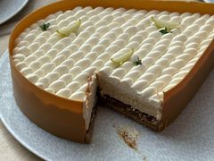 -VERIE BAKEHOUSE