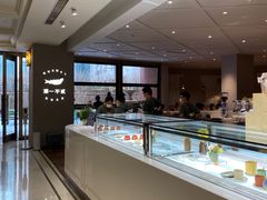-潮一不贰·法式甜品·生日蛋糕·西式简餐(外滩店)