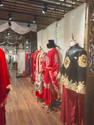 -懿沉香中式嫁衣礼服秀禾服龙凤褂马来褂旗袍总店