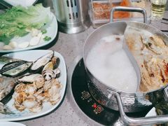 -金滏山烤肉·海鲜·火锅自助餐厅(襄阳万达店)