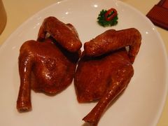 烤乳鸽-利苑酒家(华熙国际店)