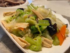 -高玛纳驴肉火烧(一世界店)