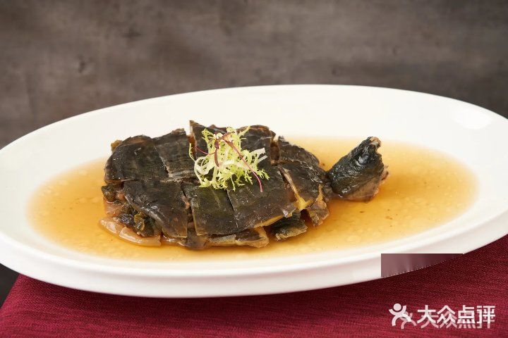 本帮粤韵舌尖共舞，静安寺旁味蕾盛宴