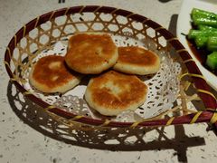 [特]香煎墨鱼饼-又一间茶点轩(百汇广场店)