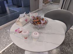 -咪咪专业脱毛连锁机构