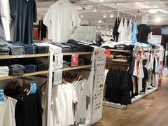 -优衣库(广州天河领展广场店)