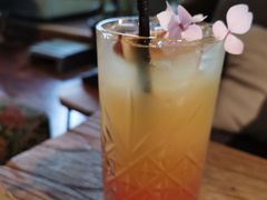 -84那年咖啡馆(李沧万达店)