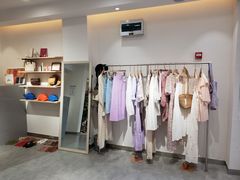 -nana showroom娜娜家服装店