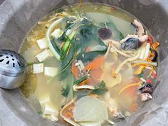 -姚记抚仙湖石锅鱼庄