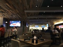 -TRIPLE 8 China Bar & Grill