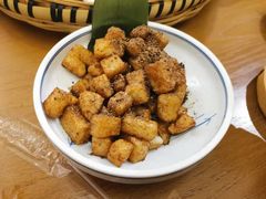 -包整·丝娃娃(一览甲秀楼风景店)